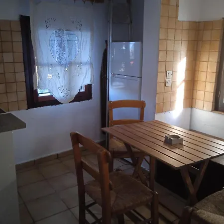 House In Porfyrousa Organic Farm